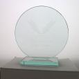 N111 15 x 10cm Jade Glass Circle Award - Engraved